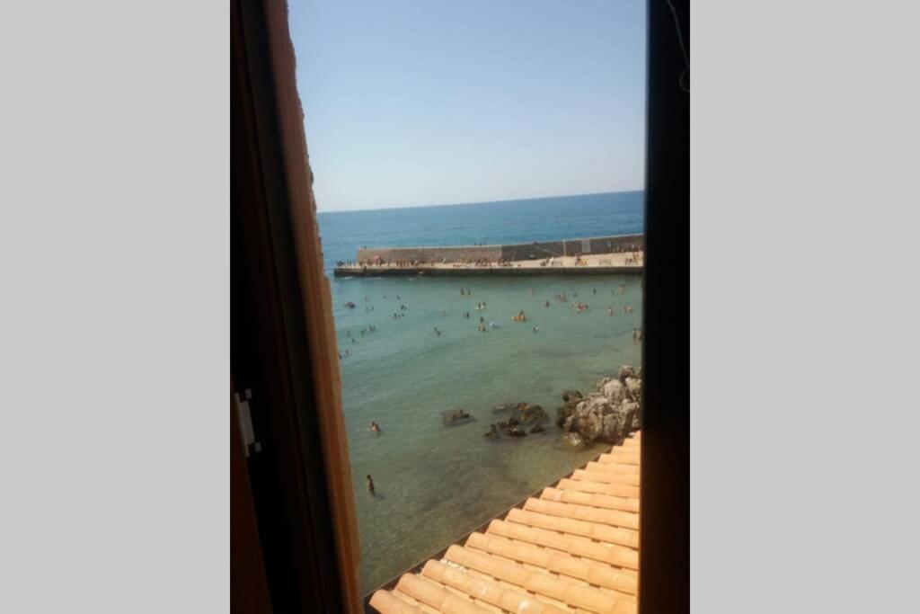 Lavatoioflats Casa Sul Mare E Sul Lavatoio Medievale A Cefalu Exterior photo